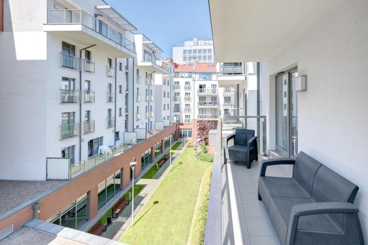 Waterlane Marina By Live & Travel Apartments Gdansk Luaran gambar