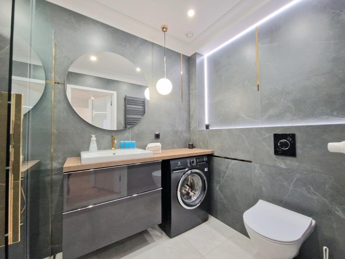 Waterlane Marina By Live & Travel Apartments Gdansk Luaran gambar